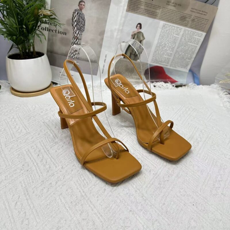 SANDAL - Image 2