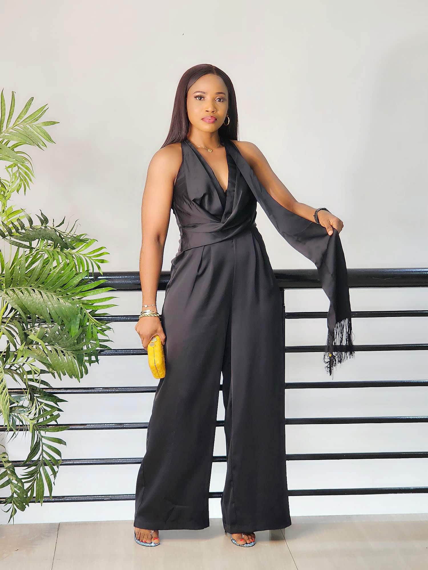 BACK DETAILED PALAZZO JUMPSUIT - Image 2