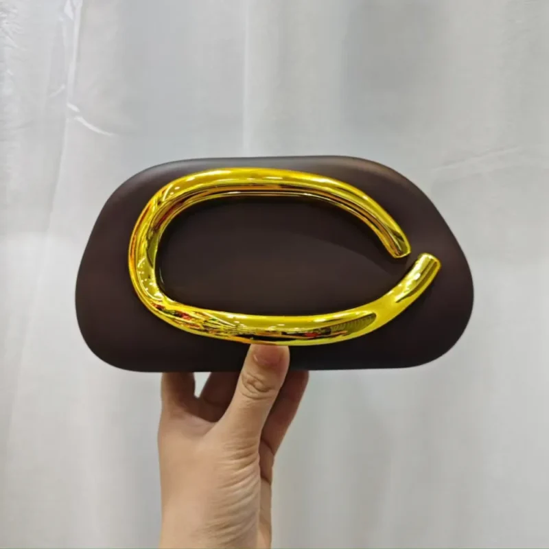 HANDLE CLUTCH BAG - Image 4