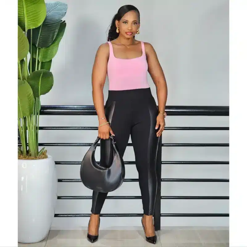 SQUARE NECK SLEEVELESS BODYSUIT - Image 2