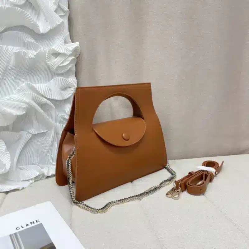 HANDLE HANDBAG