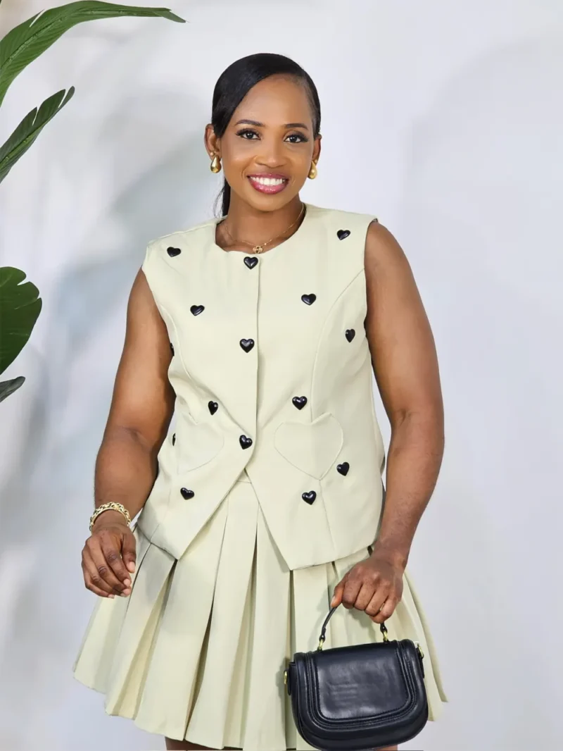 PLEATED SHORT SKIRT & LOVE INSCRIBE JACKET SET - Image 5
