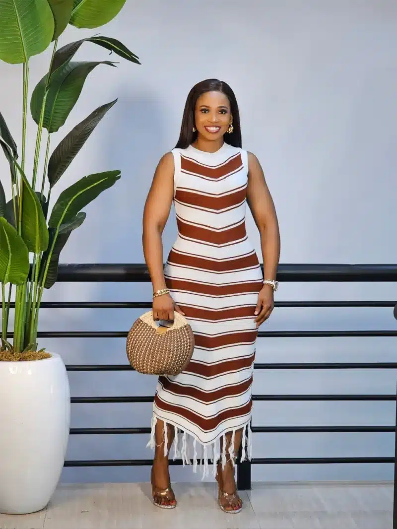 2 TONE KNIT FRINGE HEM DRESS - Image 2