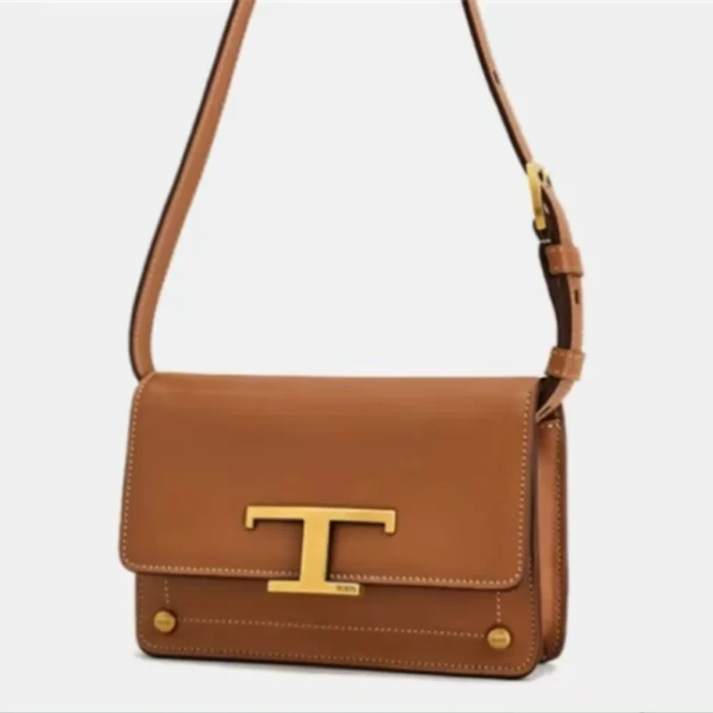 STRUCTURED SLING BAG