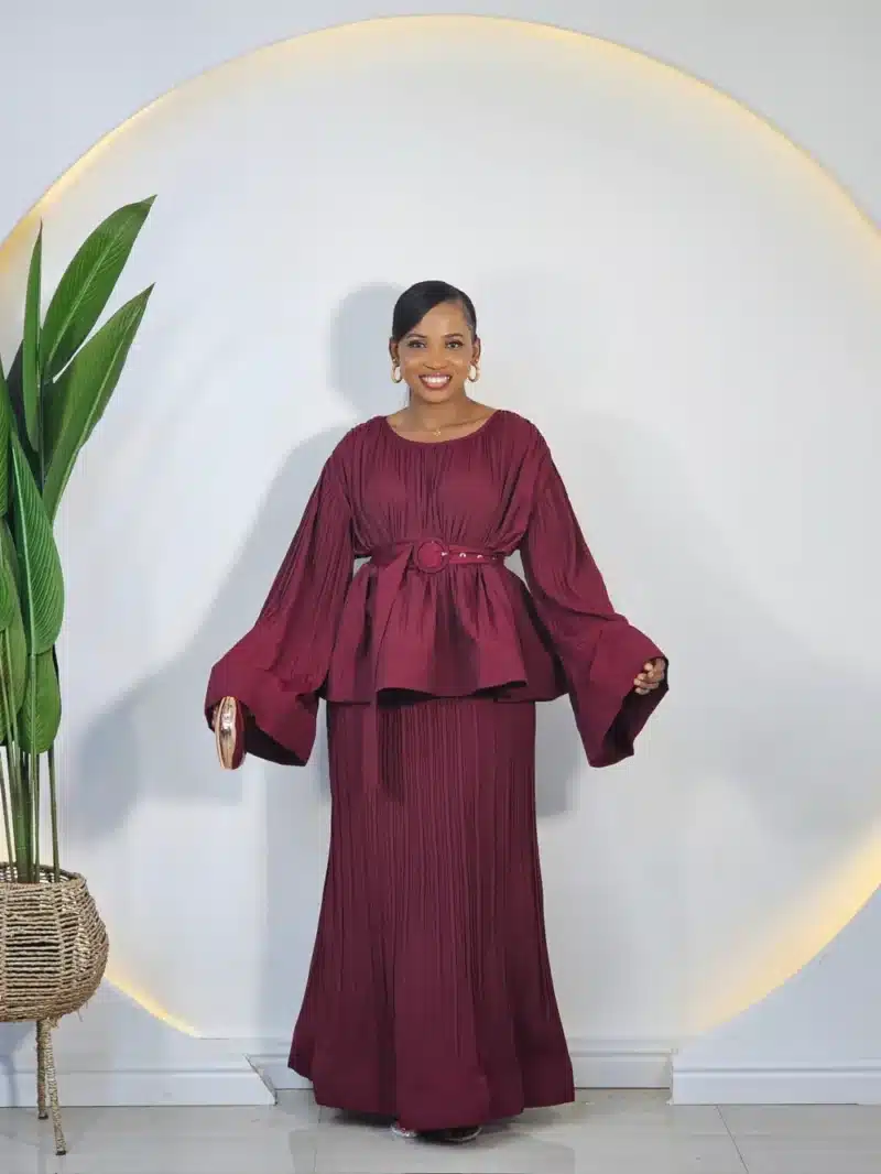 THIN PLEAT MAXI SKIRT & TOP SET
