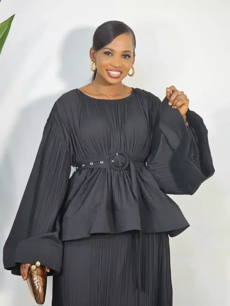 THIN PLEAT MAXI SKIRT & TOP SET - Image 4