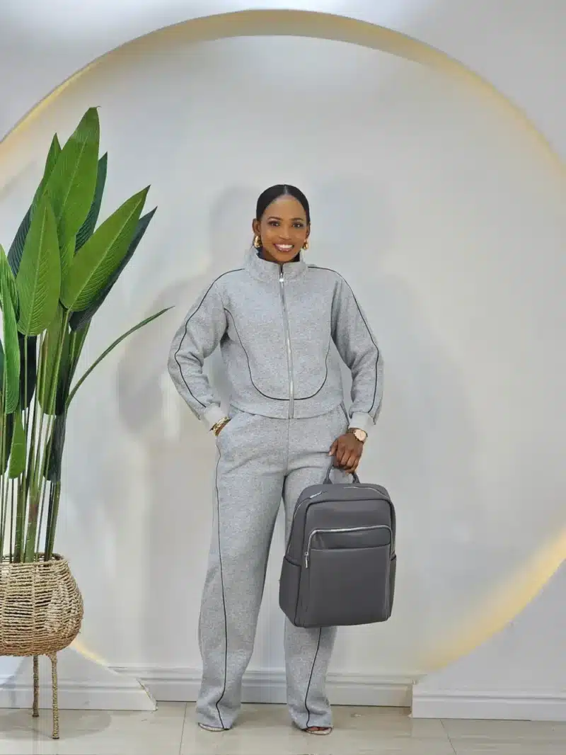 PANEL JUMPER TRACKSUIT SET - Image 3