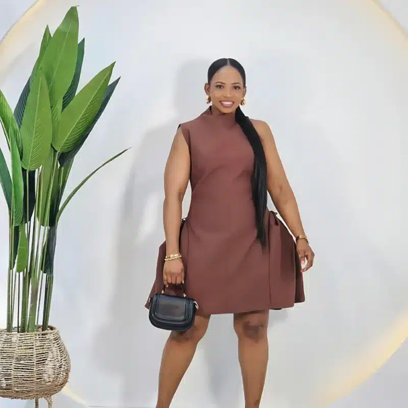SIDE KNOT HEM MINI DRESS