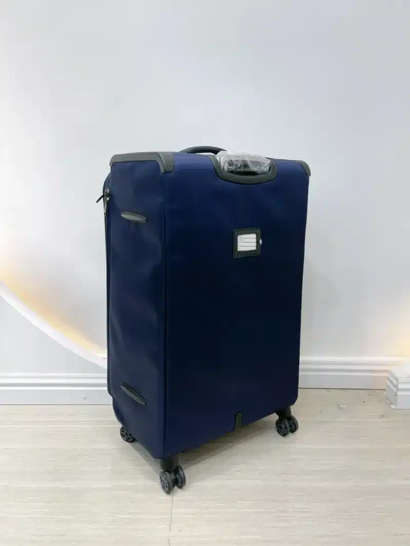 LIGHT WEIGHT LUGGAGE, CHUBONT - Image 2