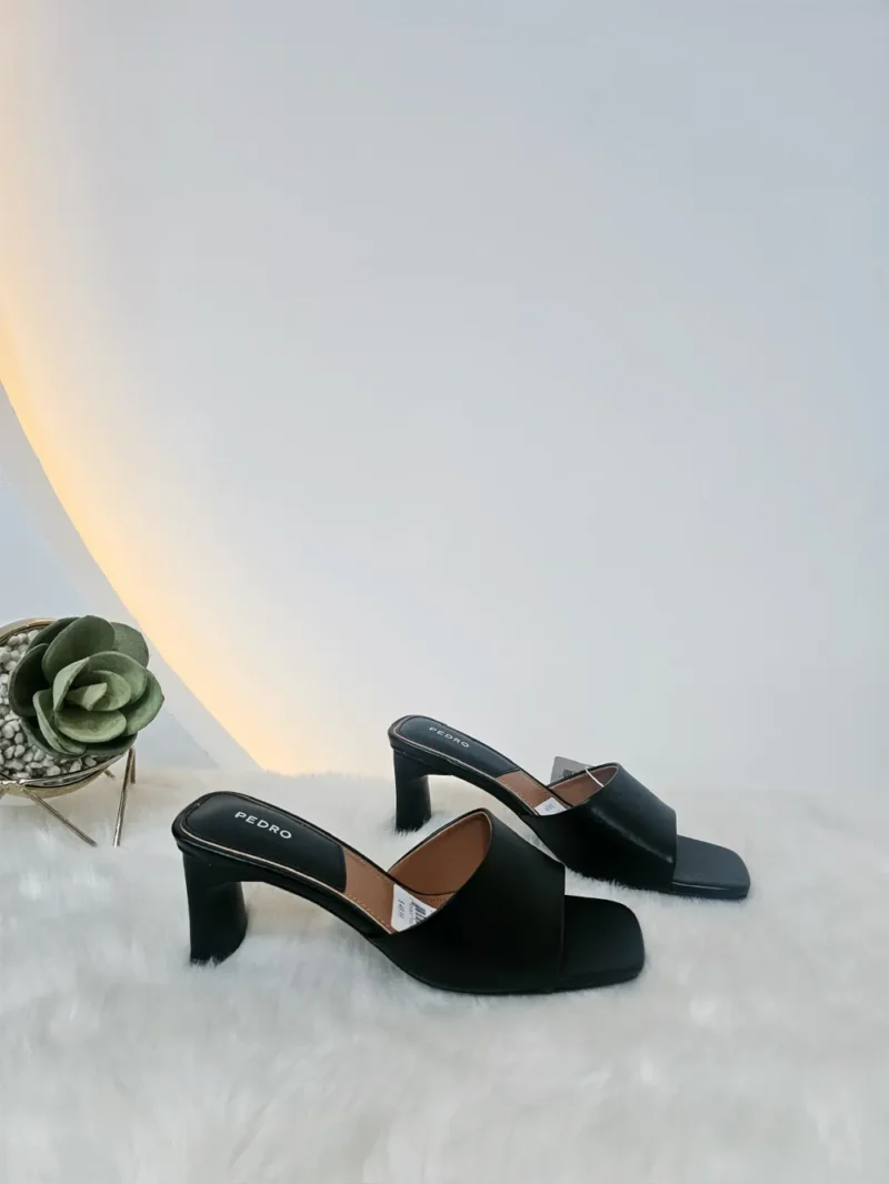 BLOCK MULE SANDALS