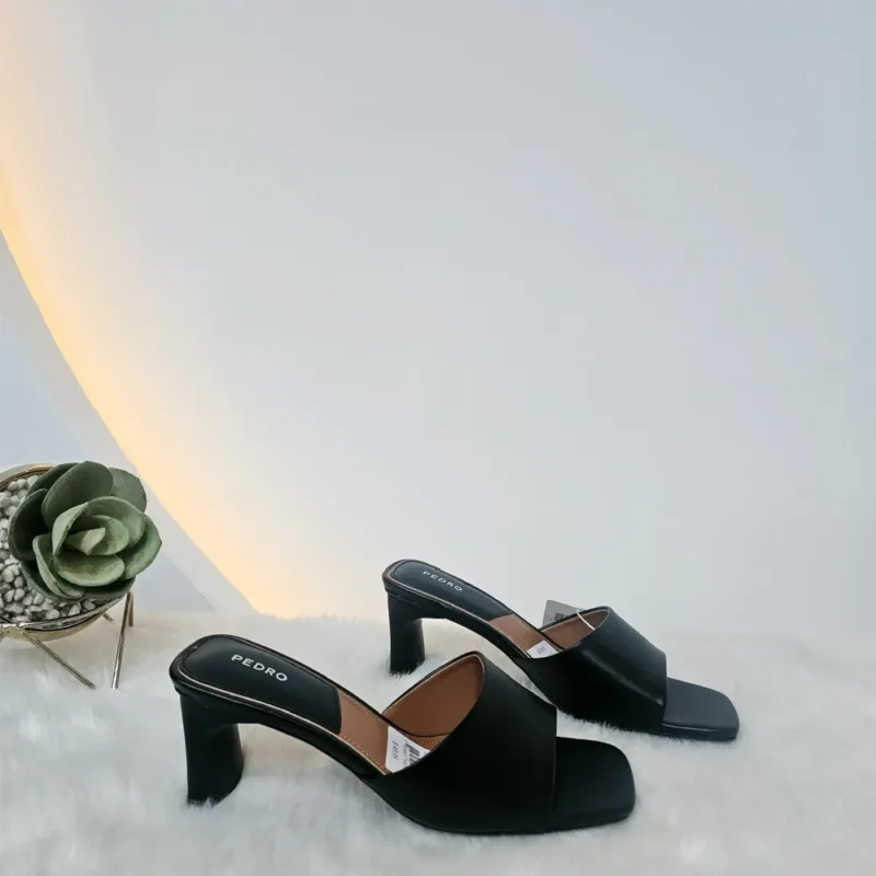 BLOCK MULE SANDALS
