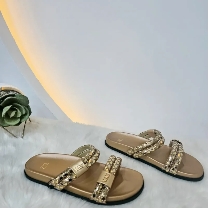 STUDDED SLIPPERS