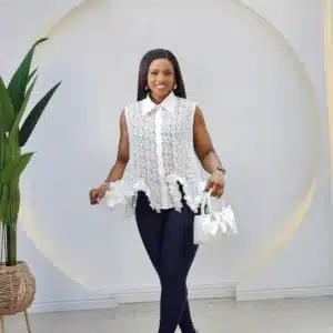 LACE RUFFLE HEM SLEEVELESS TOP - Image 3