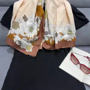 SELECT PRINT MEDIUM SIZE SCARF