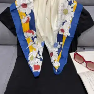 SELECT PRINT MEDIUM SIZE SCARF