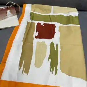 SELECT PRINT MEDIUM SCARF - Image 2