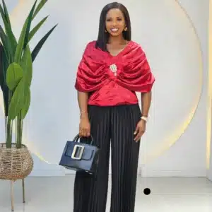 CAPE PLEAT BROOCH TOP - Image 7