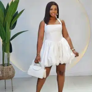 SHORT BUBBLE HALTER NECK DRESS - Image 3