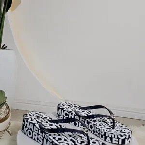 MK INSCRIBED SLIPPERS 2511