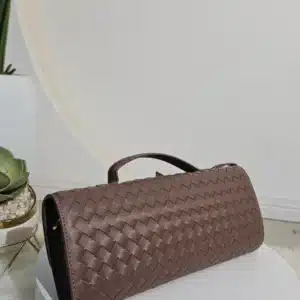 RECTANGULAR BOTTEGA HANDLE CLUTCH B1893 - Image 8