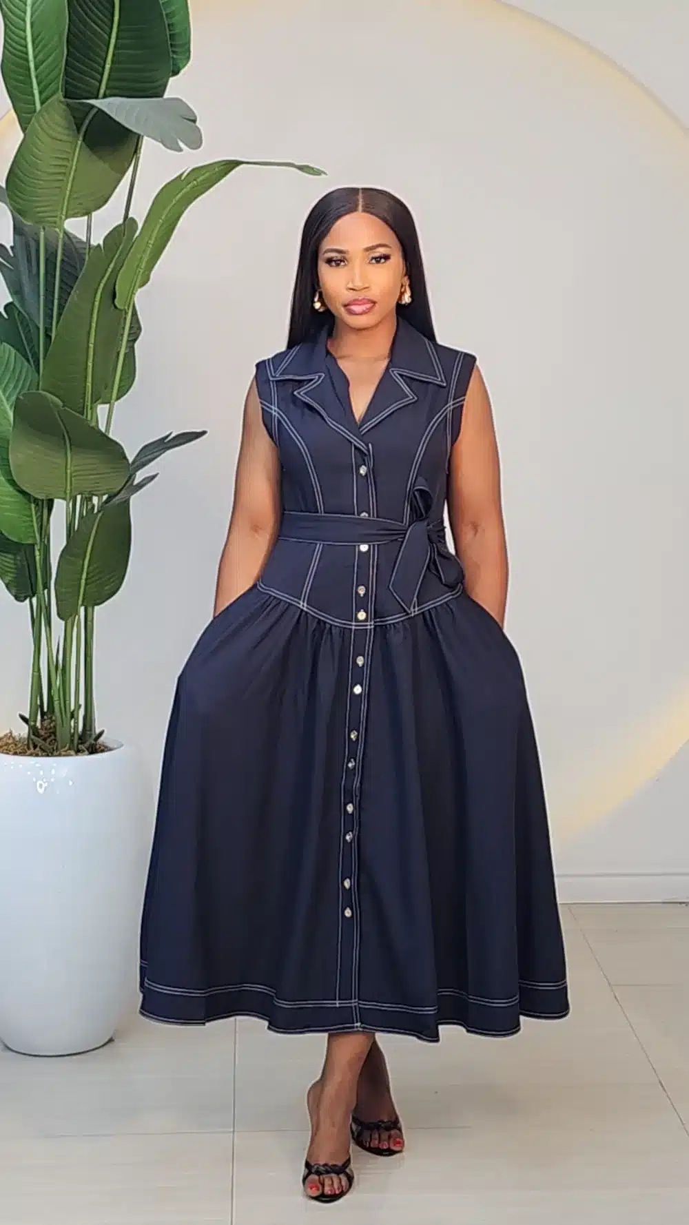 SLEEVELESS DENIM HEM BELTED DRESS 2911