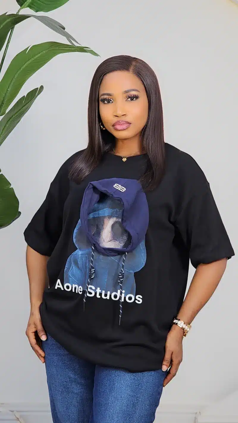 HOODY CHEST INSCRIBE TSHIRT 6026