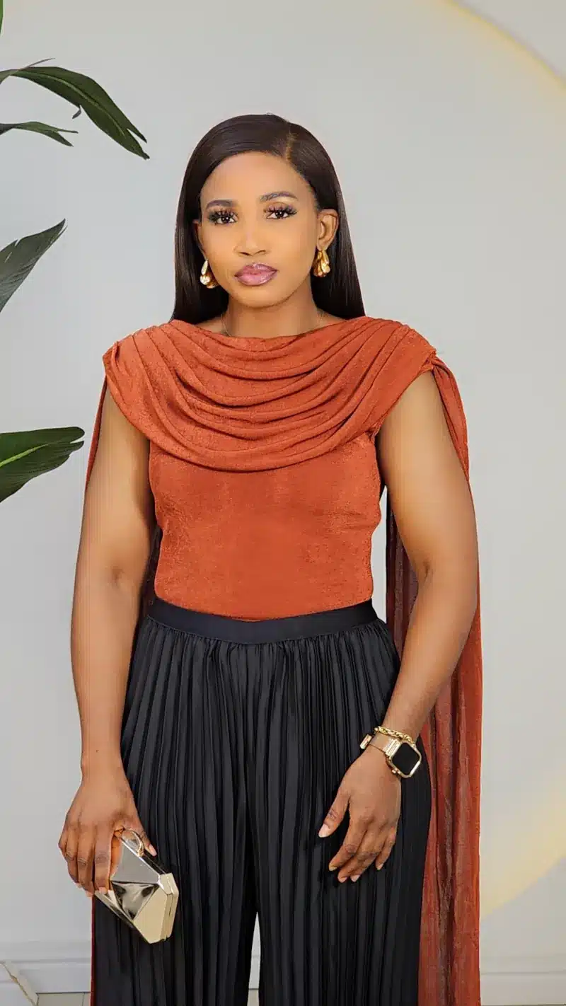 COWL FRONT BACK DRAPE TOP 2538