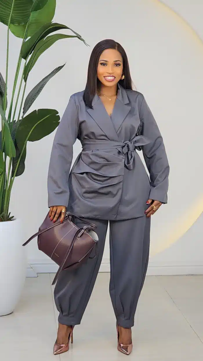 SIDE DETAILED BLAZER & BARREL PANT 1906