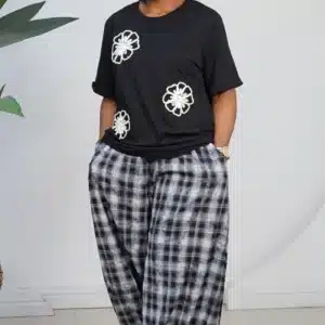 FRONT EMBROIDERY PATCH TSHIRT 82510 - Image 5