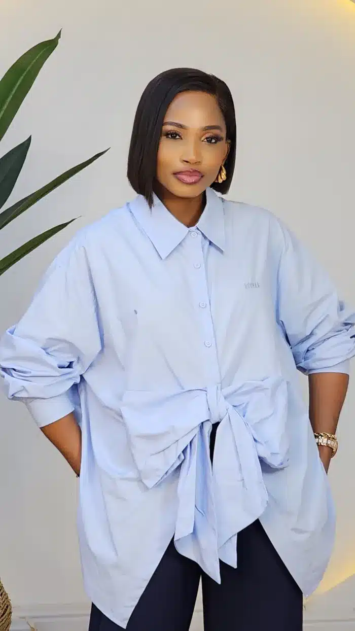 FRONT BOW BACK BUTTON SHIRT 58062